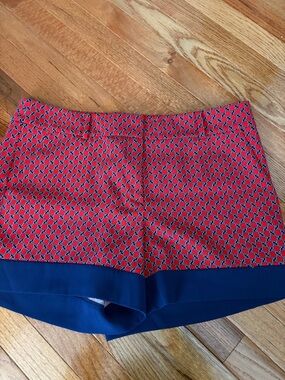 Ann Taylor Red Geometric Print Shorts with Navy Band